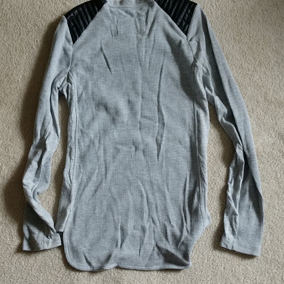 Mny thermal ls tee w pleather shoulder detail - Picture 2 of 3